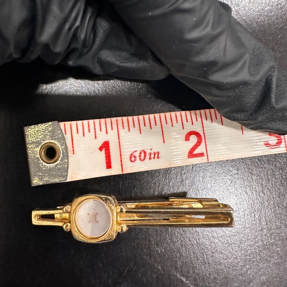 CELINE Mother Pearl Tie Clip - Picture 5 of 5